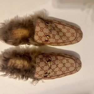GUCCI Princetown GG Canvas Fur Flats Mules Slipper Rust Horshoe